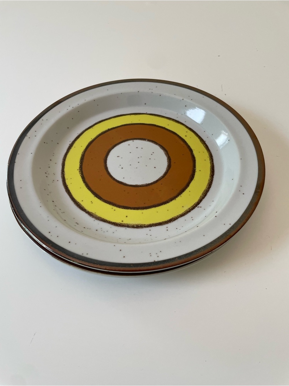 Original Hearthside Buffet Ware Saucer Plate